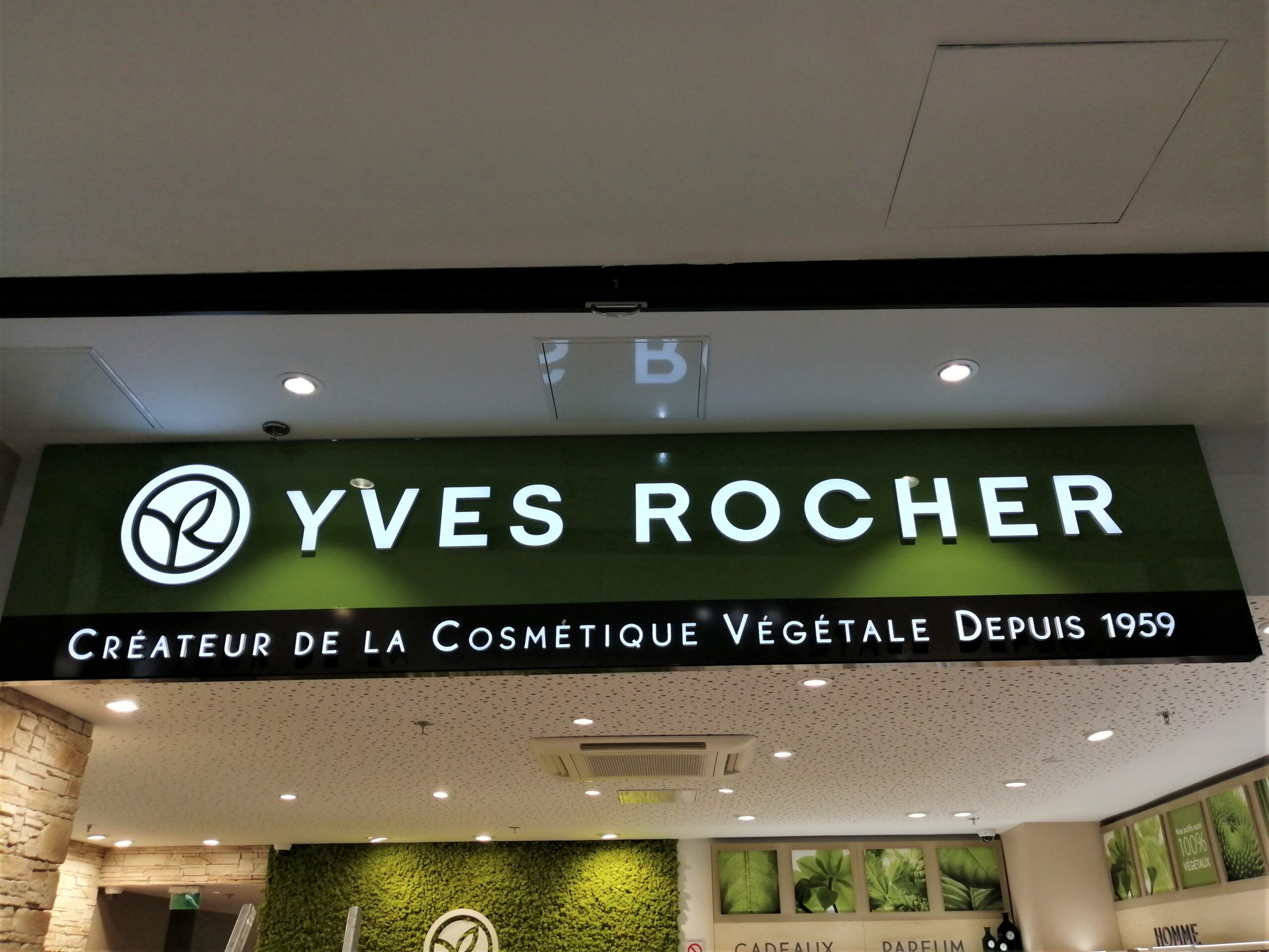 Yves Rocher Paris